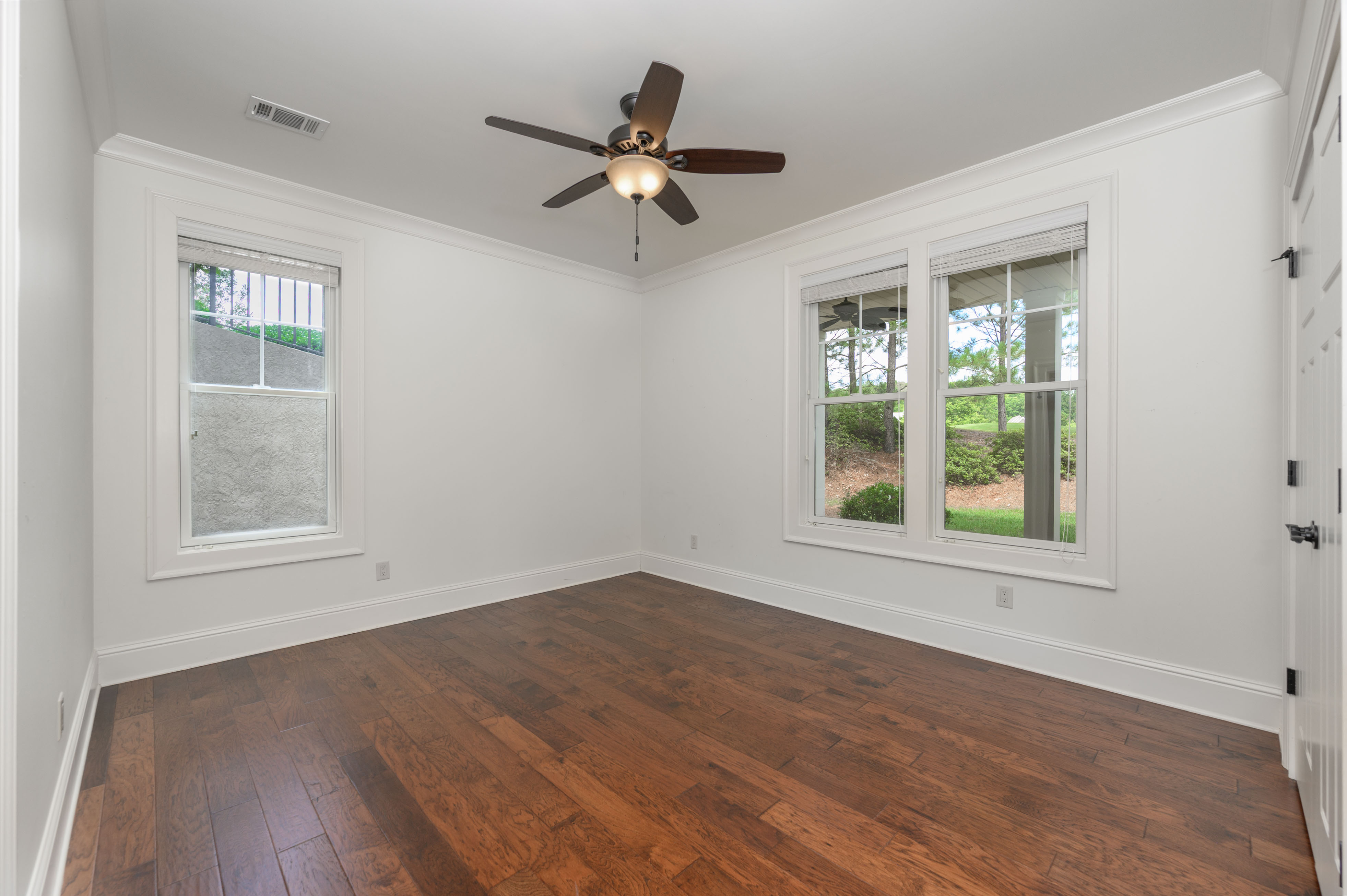 1080 Club Pointe Circle image 24